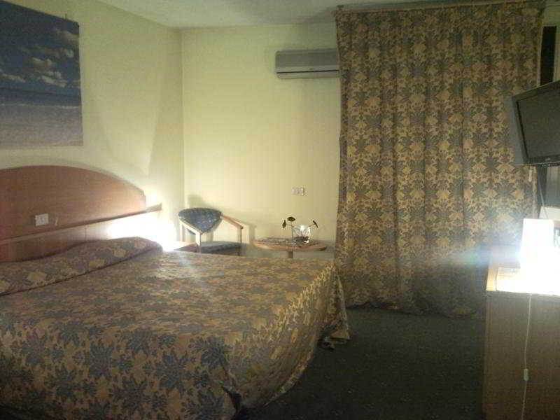 فندق كاردانو آل كامبوفي  أسكوت لودجينغ الغرفة الصورة